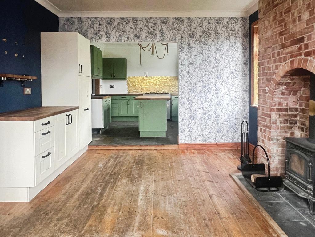 Dining Room/ Kitchen