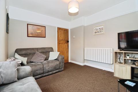 4 bedroom semi-detached house for sale, Enfield Road, Chesterfield, S41