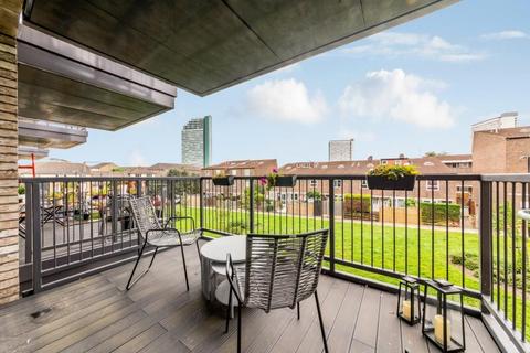 2 bedroom apartment to rent, Aurora Point, London, SE8