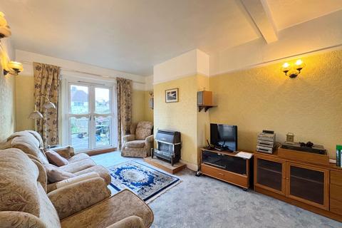 3 bedroom house for sale, Camrose Avenue, Edgware, HA8
