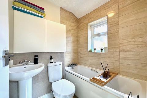 3 bedroom terraced house to rent, Railway Terrace, Eaglescliffe