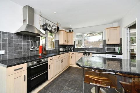 undefined, Kipling Avenue, Brighton