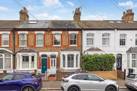 Linden Road, Hampton TW12