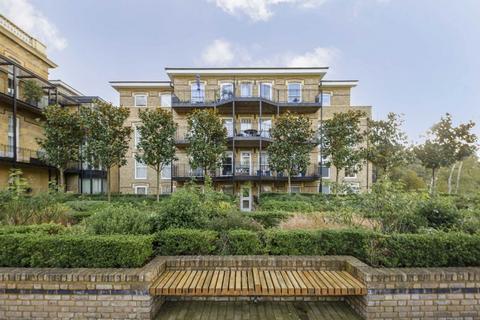 2 bedroom flat to rent, Chambers Park Hill, London SW20