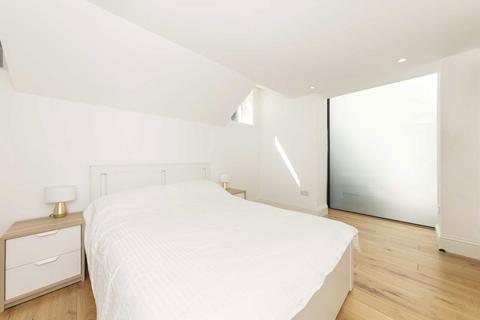 2 bedroom flat to rent, Lithos Road, London NW3