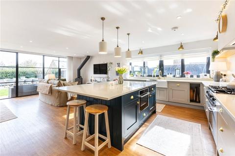 4 bedroom detached house for sale, Blowhorn Street, Marlborough, SN8