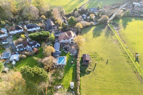 4 bedroom detached house for sale, Bodiam Road, Cranbrook, TN18