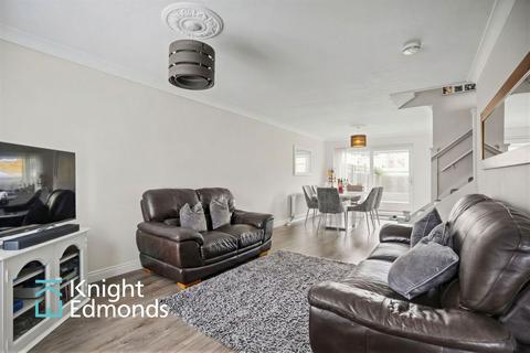 4 bedroom semi-detached house for sale, Scott Close, Ditton, ME20