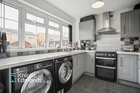4 bedroom semi-detached house for sale, Scott Close, Ditton, ME20