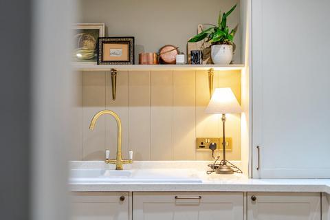 3 bedroom semi-detached house for sale, Bray Road, Guildford