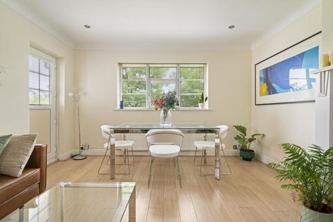 undefined, Ray Drive, Maidenhead