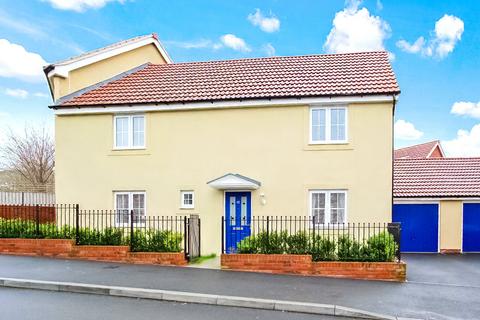 3 bedroom semi-detached house for sale - Bates Way, Swindon SN2