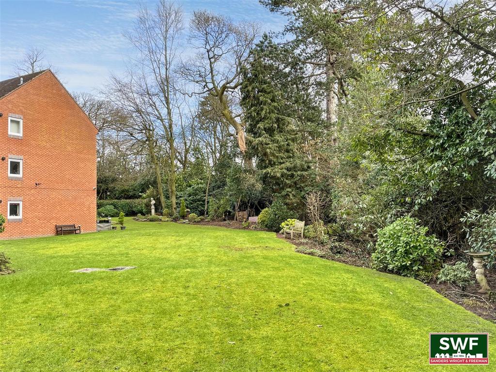 Garden3.jpg