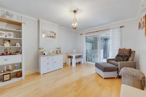 undefined, Alder Grove, London