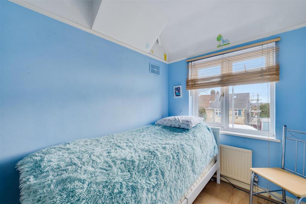Daniels 49 Alder Grove, NW2 7 DE 013.jpg