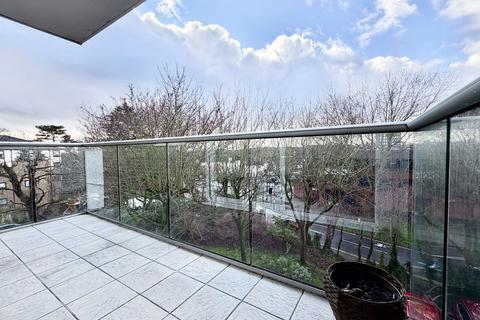 2 bedroom flat for sale, Oak Lodge Close, Stanmore HA7
