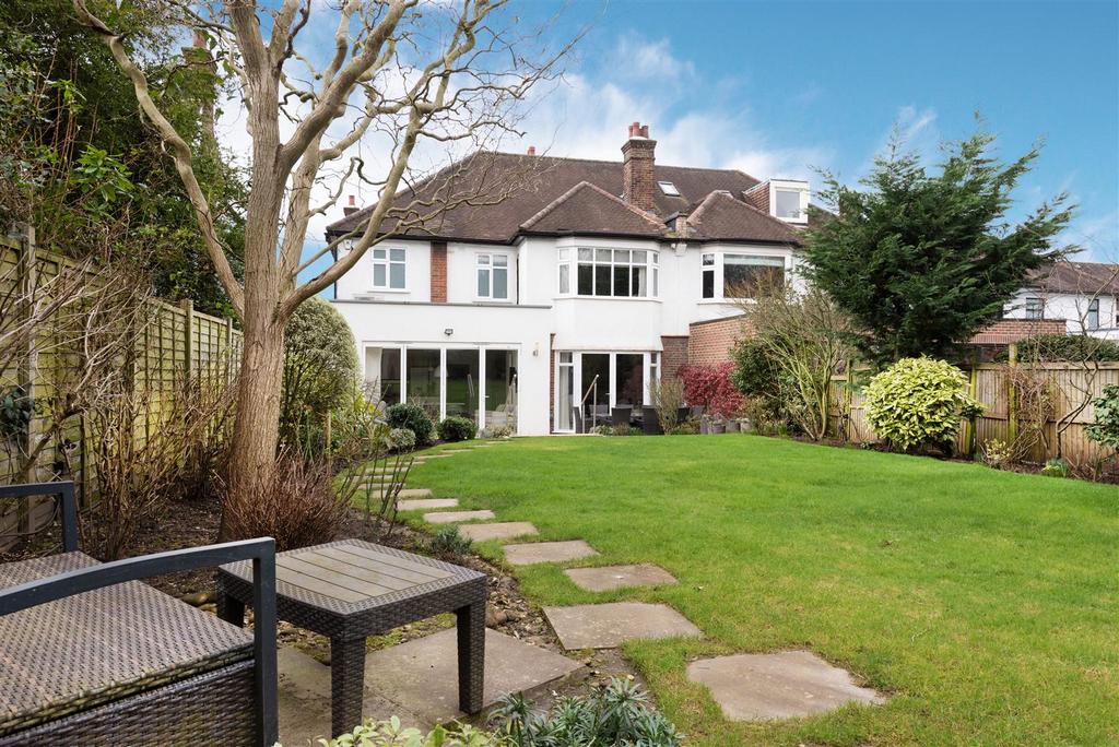 D0422 20 bancroft ave gdn2hse5.jpg