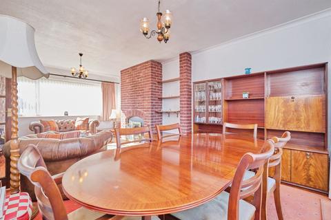 3 bedroom semi-detached house for sale, High Arcal Drive, Dudley