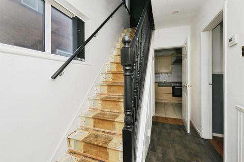 3 bedroom semi-detached house for sale, Edinburgh Road, Worksop