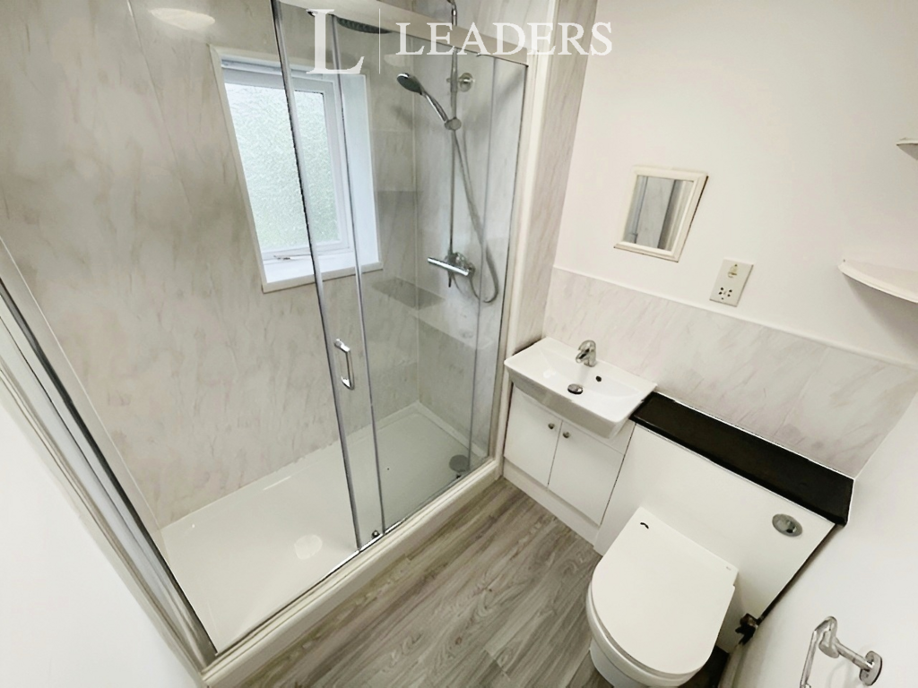 9ca294b1-bathroom