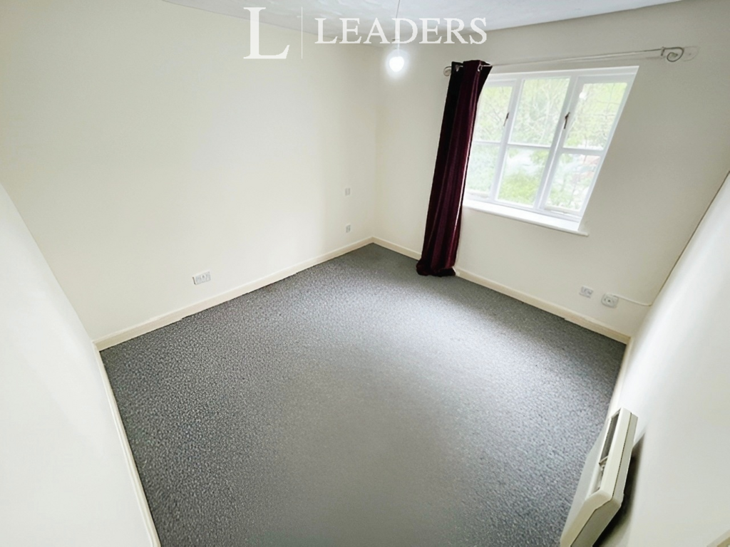 842e4c30-bedroom 201