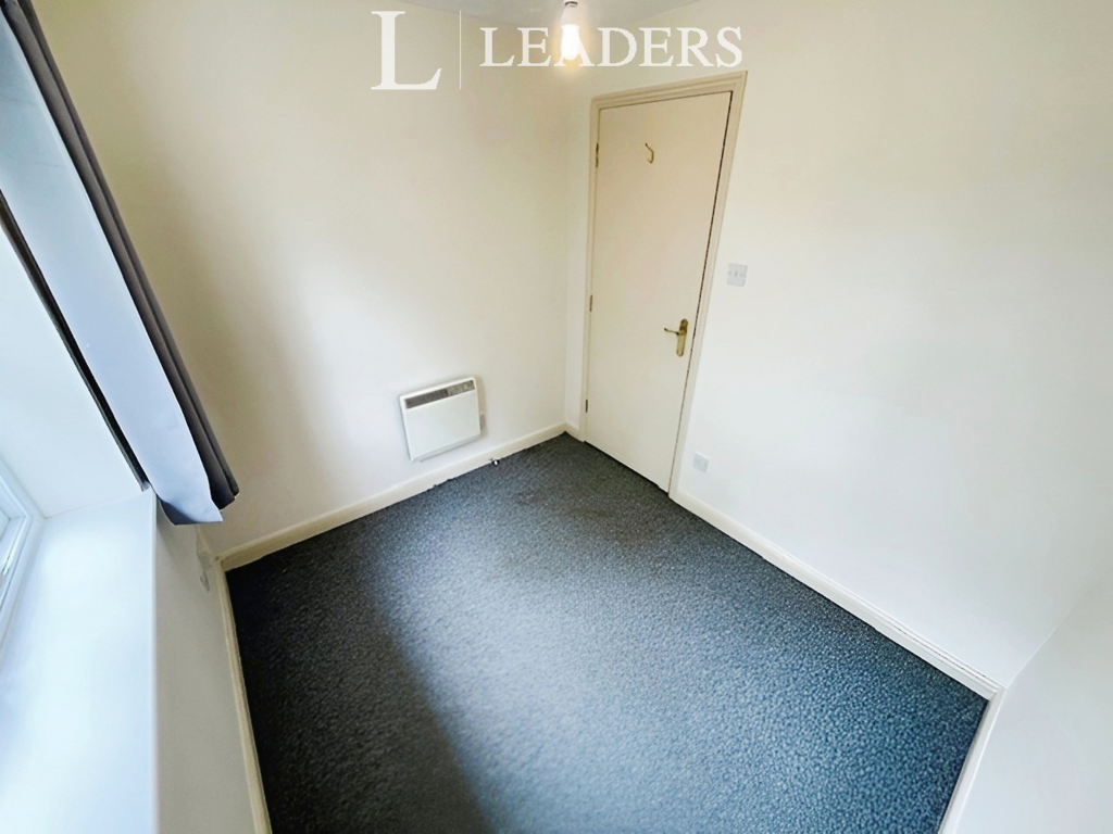 D87a4769-bedroom 204