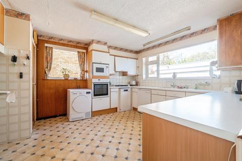 3 bedroom detached bungalow for sale, Chancel Road, Scunthorpe
