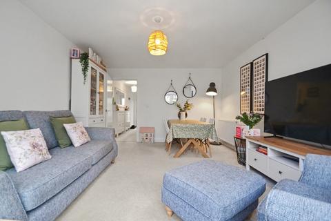 3 bedroom semi-detached house for sale, Waterloo