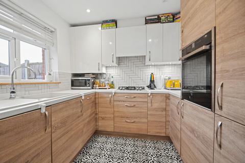 3 bedroom semi-detached house for sale, Waterloo
