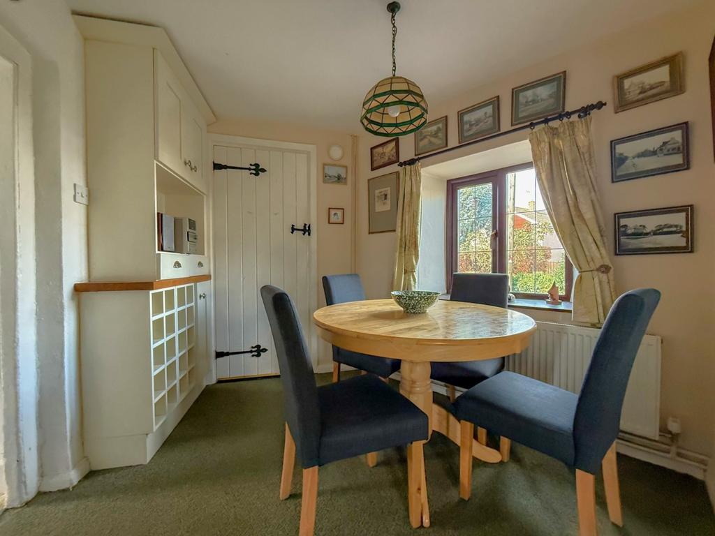 Kitchen-Breakfast Rm