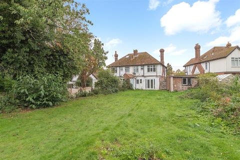 3 bedroom semi-detached house to rent, Highfield Close, Blean