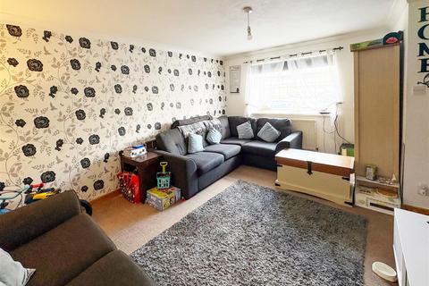 3 bedroom terraced house for sale, Fleet Close, Littlehampton BN17