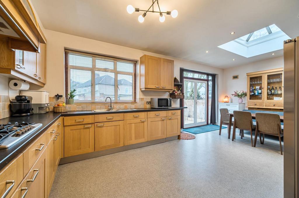 Davidson Frost-Wellings, DFW, Kenton Lane, Harrow,