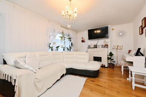 3 bedroom semi-detached house for sale, Kingsway, King's Lynn