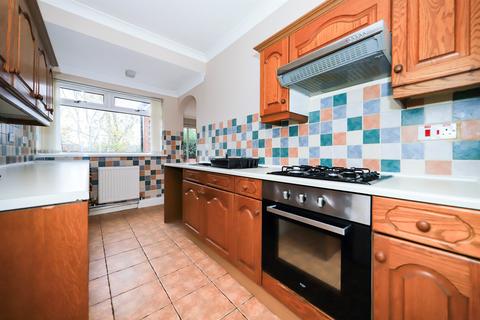 4 bedroom semi-detached house for sale, Moseley Road, Bilston