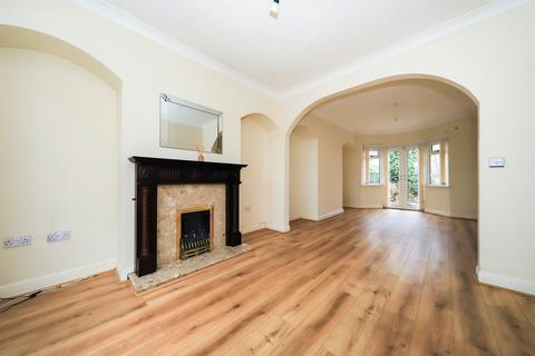 4 bedroom semi-detached house for sale, Moseley Road, Bilston