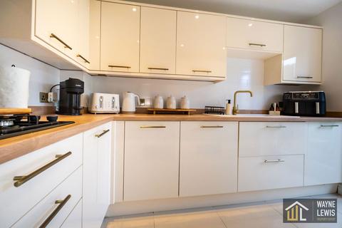 undefined, Forest Hill, Pontllanfraith, Blackwood, NP12 2PW