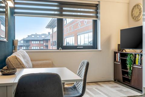 1 bedroom flat for sale, Everard Close, St. Albans