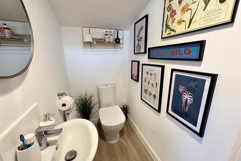 3 bedroom semi-detached house for sale, St. Martins Road, Eastbourne