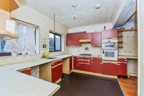 3 bedroom semi-detached house for sale, De-Havilland Road, Wisbech