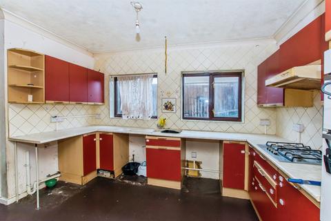 3 bedroom semi-detached house for sale, De-Havilland Road, Wisbech