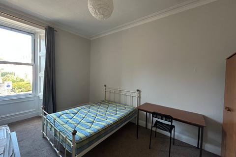 3 bedroom flat to rent, Viewforth, Edinburgh, Midlothian, EH10