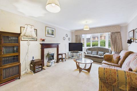 undefined, Old Oak Drive, Silverstone, NN12