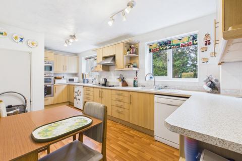undefined, Old Oak Drive, Silverstone, NN12
