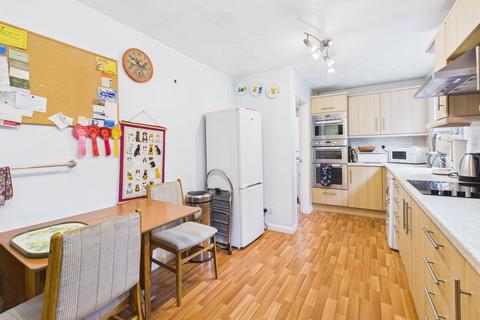 undefined, Old Oak Drive, Silverstone, NN12
