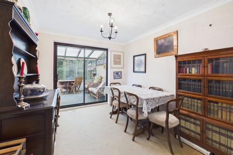 undefined, Old Oak Drive, Silverstone, NN12