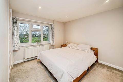 undefined, Derwent Drive, Slough