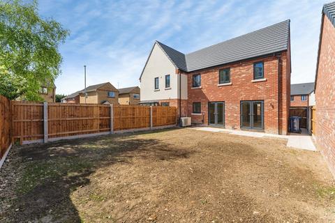 3 bedroom semi-detached house for sale, Edwards Way, Manea, March