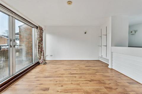 undefined, Lingfield Close, Northwood HA6