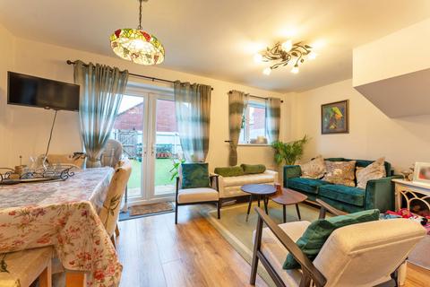 undefined, Ashwick Mead, Great Denham, Bedford, Bedfordshire, MK40 4SZ